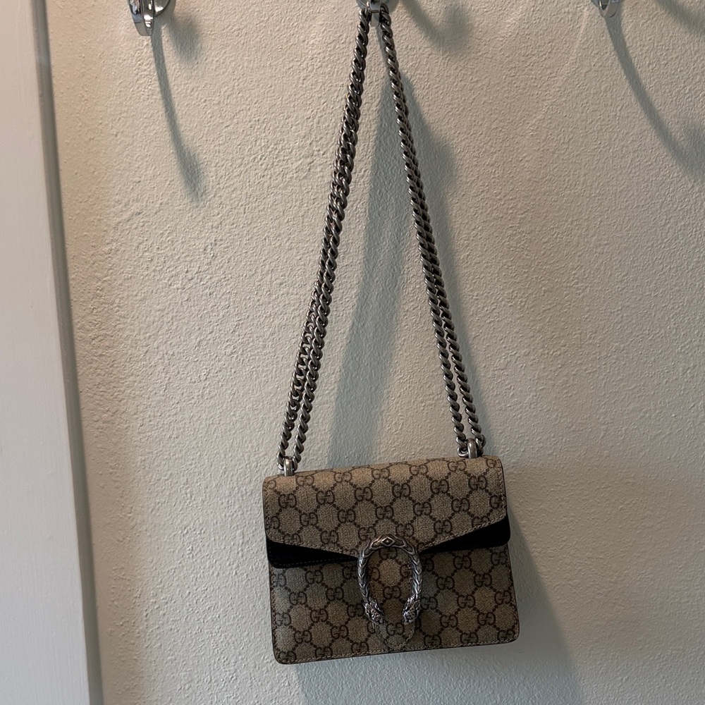 Gucci Dionysus Chain Crossbody with Black Trim - Picture 2 of 9
